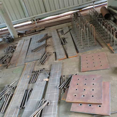 有哪些其他因素会影响桂林预埋件位置的确定？